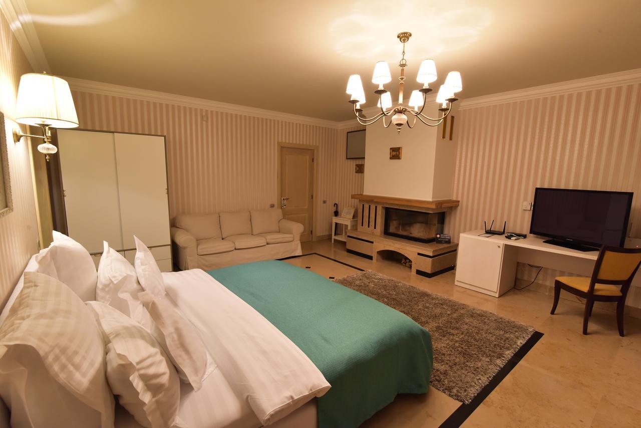 Lacul Verde Resort プロイェシュティ エクステリア 写真
