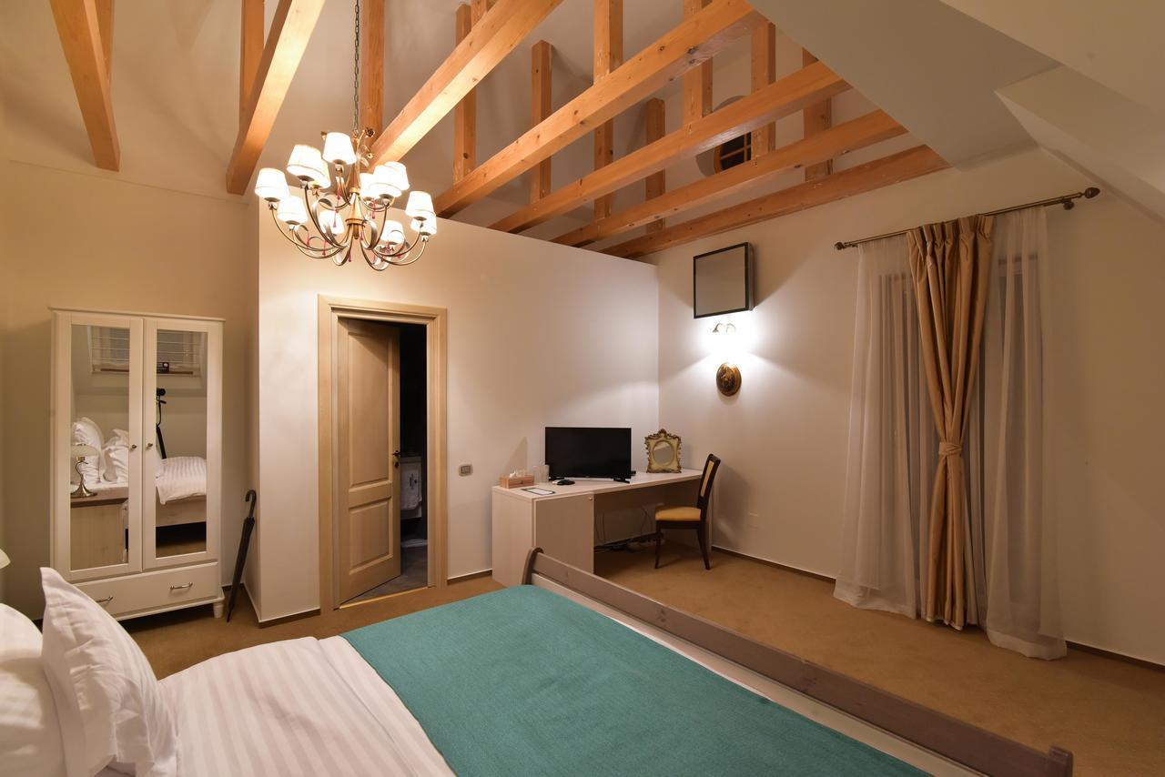 Lacul Verde Resort プロイェシュティ エクステリア 写真