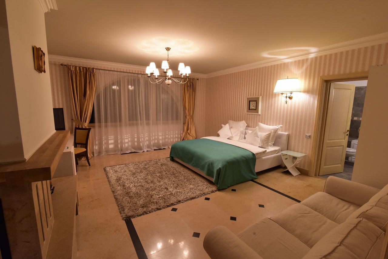 Lacul Verde Resort プロイェシュティ エクステリア 写真